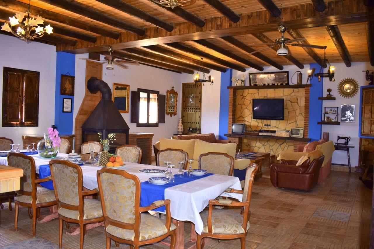 Rural La Vina Rural House Palenciana Villa Luaran gambar
