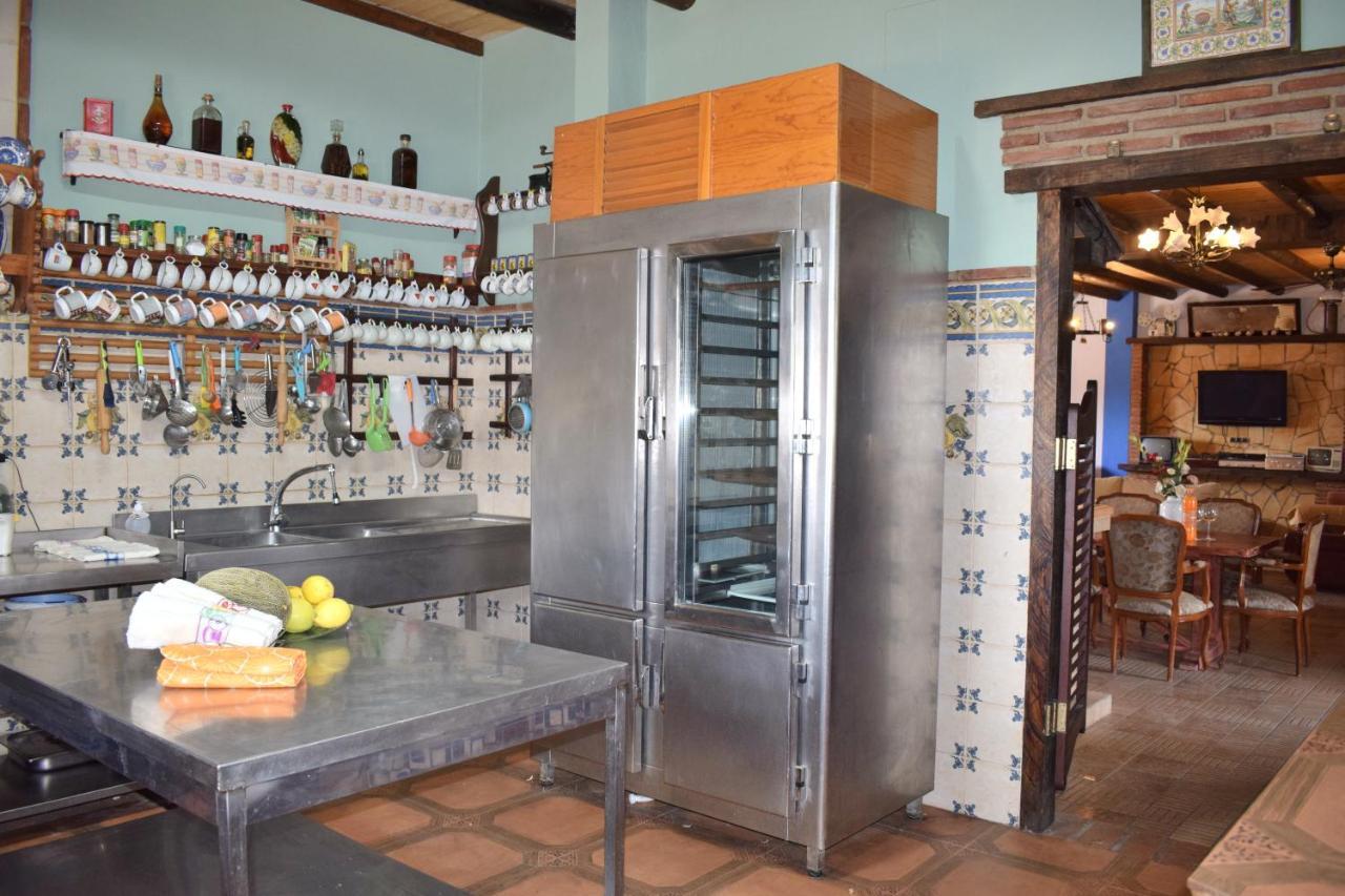 Rural La Vina Rural House Palenciana Villa Luaran gambar